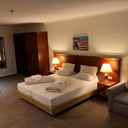 Hotel Hanseatischer Hof Любек Экстерьер фото