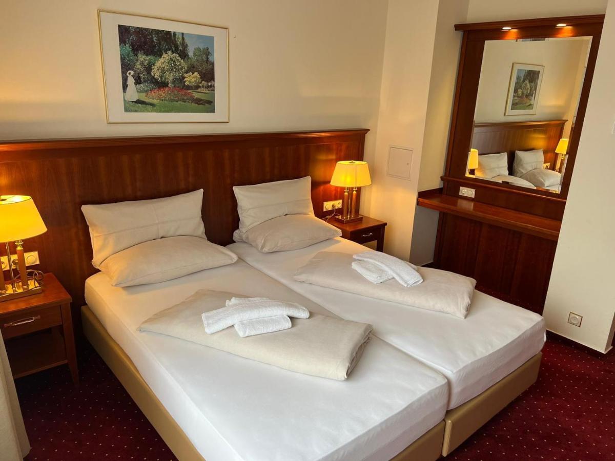 Hotel Hanseatischer Hof Любек Экстерьер фото